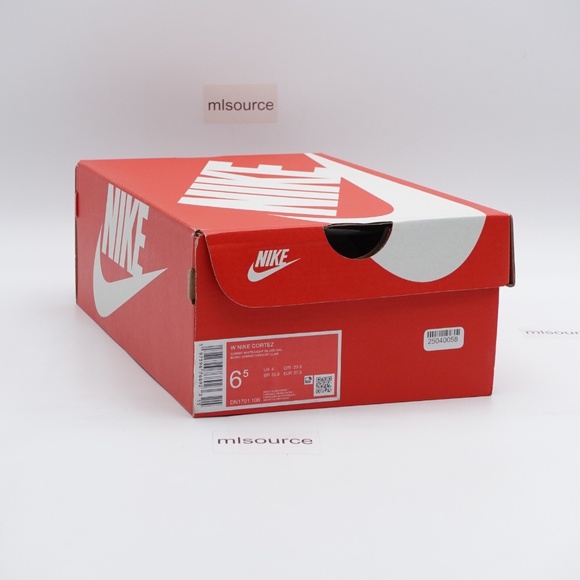 NEW Nike Cortez Sneakers DN1791-106 Summit White/Light Silver/Sail - Picture 11 of 11